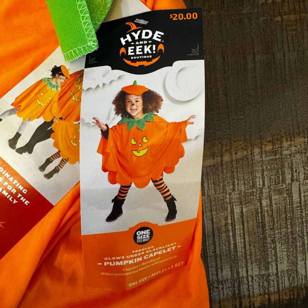 NWT Kids Pumpkin Cape Costume with Headband Topper Hyde and Eek Brand One Size